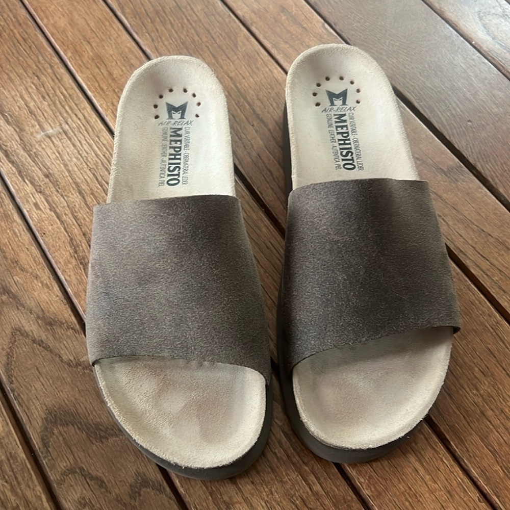 Mephisto sandal